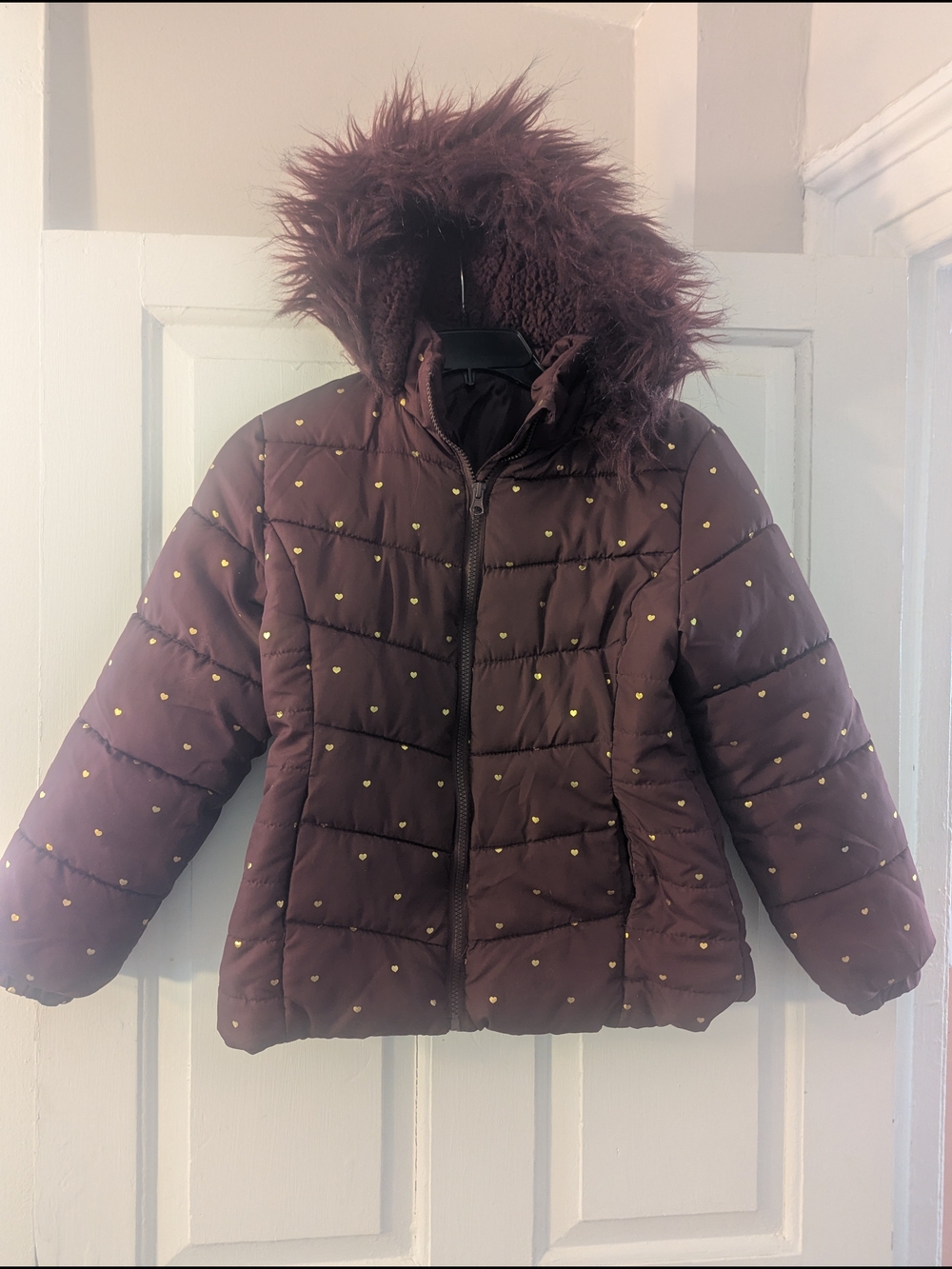 Girls' Maroon Puffer Jacket with Faux Fur Hood and Gold Heart Accents